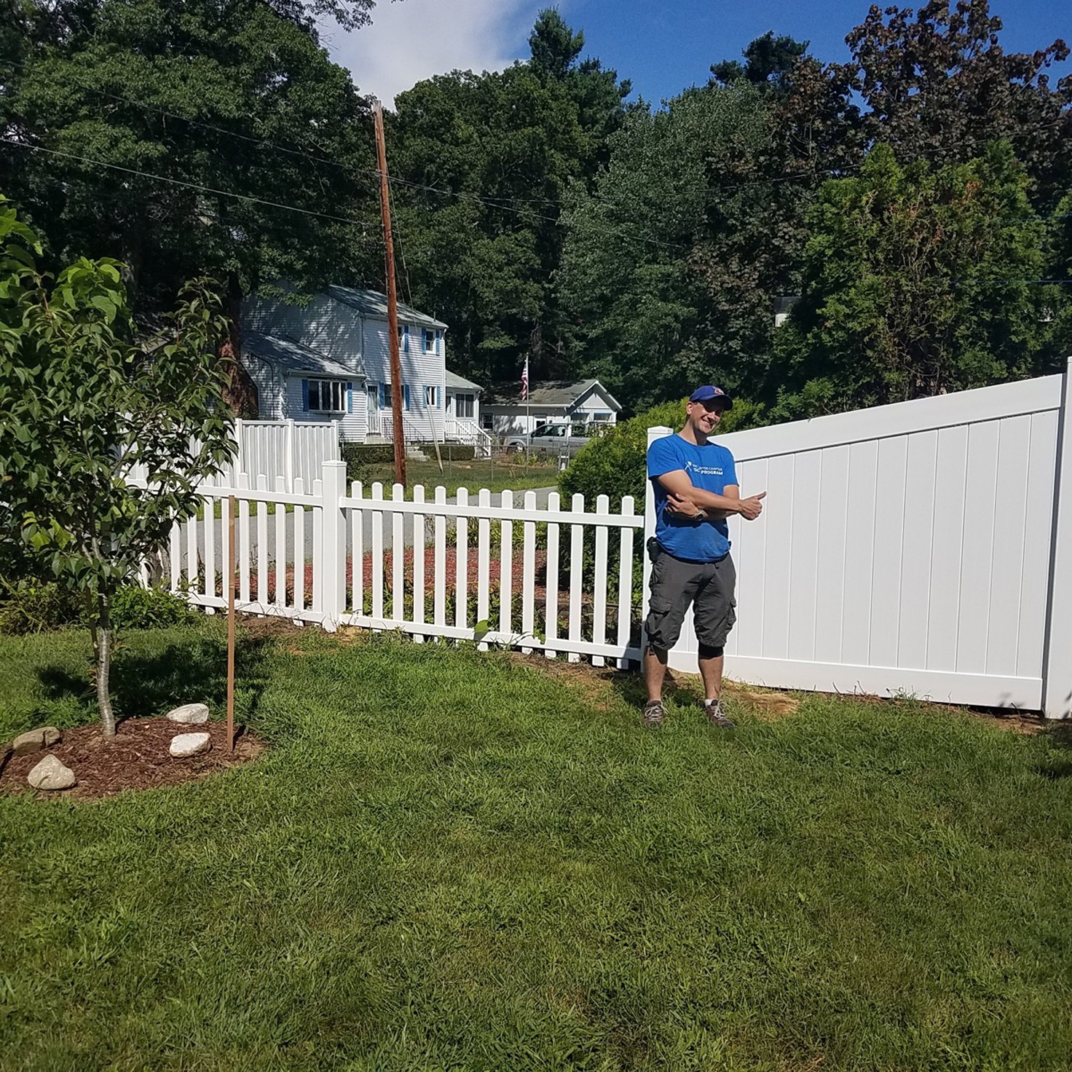 Vinyl fence customer project photo 9