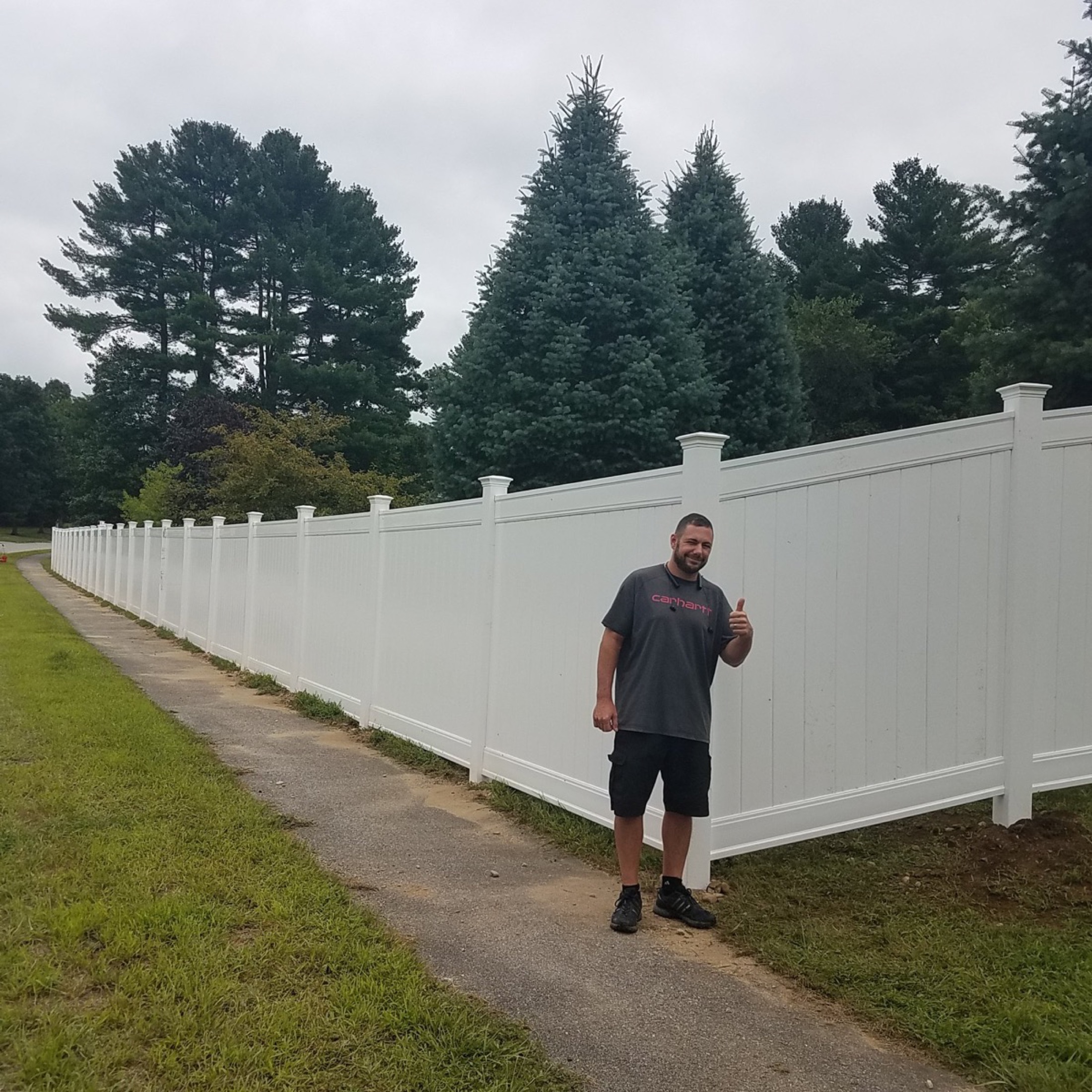 Vinyl fence customer project photo 15